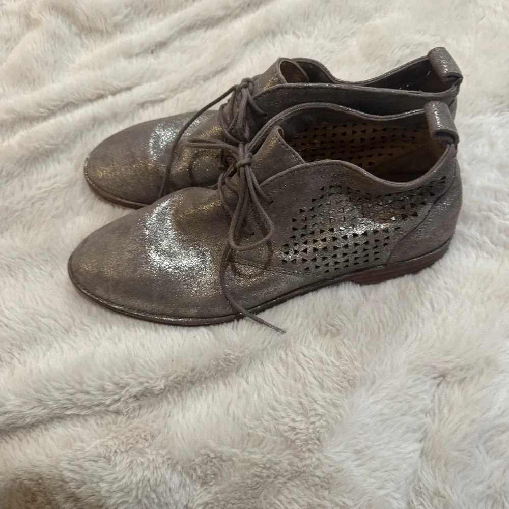 Trask Addy Womens‎ Size 8.5 M Perf Metallic Suede Chukka Ankle Boots 36-1245
